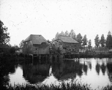 De Watermolen van Wolfswinkel rond 1920 (BHIC)